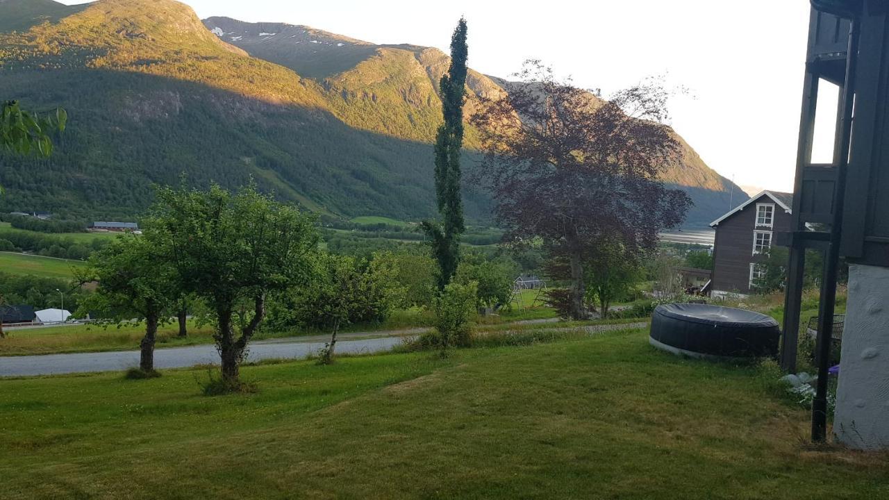 Hatlen View Isfjorden Esterno foto